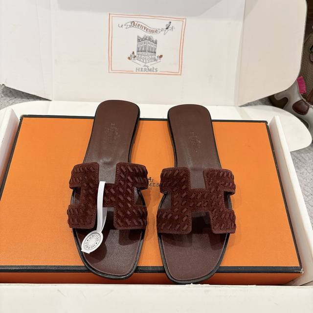 Factory Price P Hermes Oran Sandals, stylish and versatile, super comfortable. E