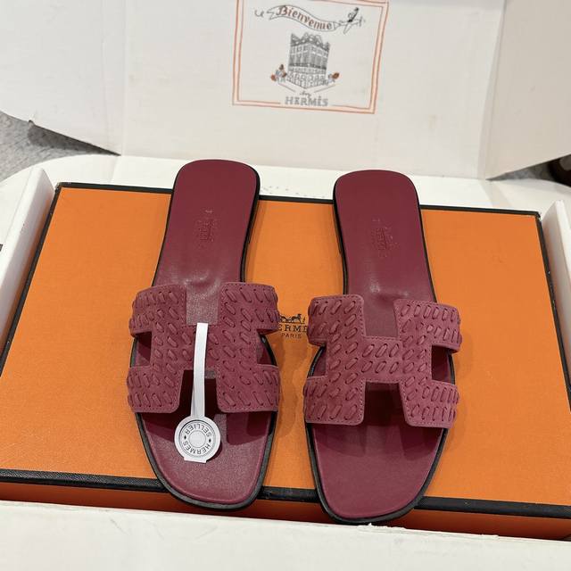 Factory Price P Hermes Oran Sandals, stylish and versatile, super comfortable. E