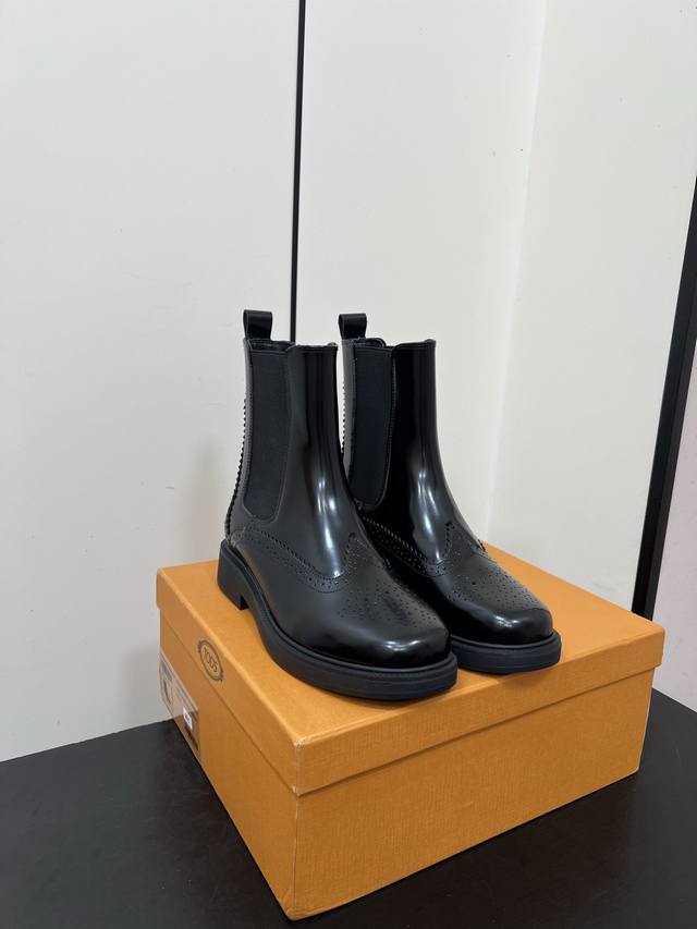 Tods 2025 Aw New Side-Braided Chelsea Boots If you've always loved ankle boots,