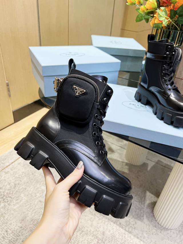 Top-tier Sss releases Prada's new "Dream City Never Sleeps" series of bags, boot