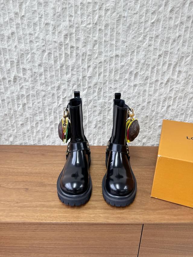 No Hamburgers - 220 G566 Louis Vuitton X Timberland Collaboration Louis Vuitton