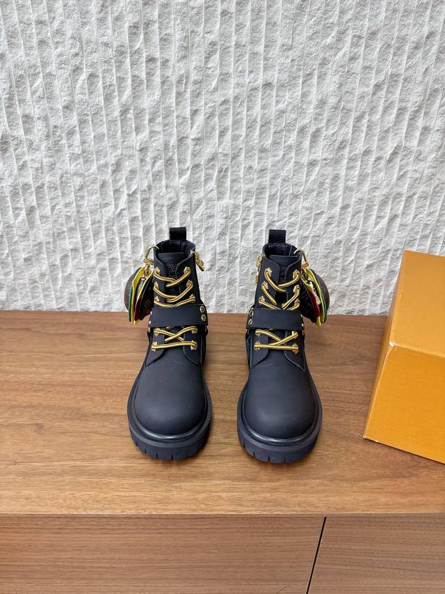 No Hamburgers - 220 G566 Louis Vuitton X Timberland Collaboration Louis Vuitton