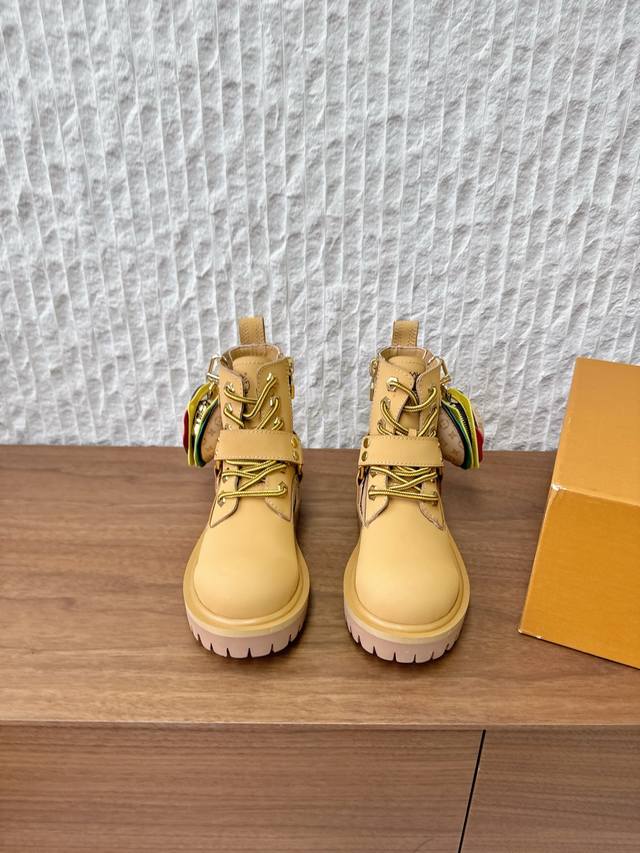 No Hamburgers - 220 G566 Louis Vuitton X Timberland Collaboration Louis Vuitton