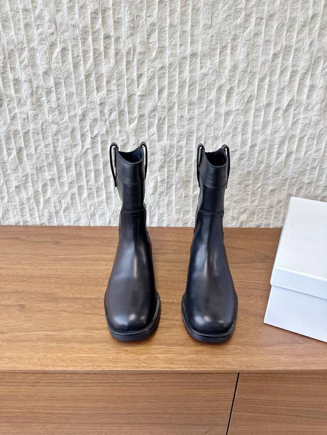 G299 Celine 25Ss Autumn/Winter New Retro Chunky Heel Chelsea Boots Ankle Boots C