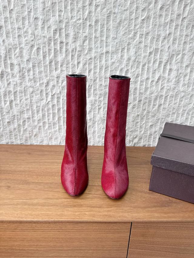 G101 Alaia 25Ss Autumn/Winter New High-Heeled Horse Hair Straight Ankle Boots El