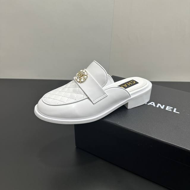 2025 Spring New Chanel Loafers/Matcha Shoes with Diamond Embroidery and Letter B
