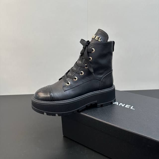 Chanel 2025 Fall/Winter Lambskin Lace-up Ankle Boots - New Arrival! The design i