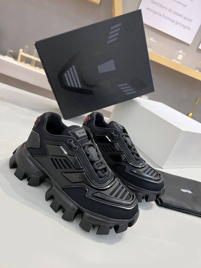 Prada premium quality, the latest Prada runway shoes are here! These chunky snea