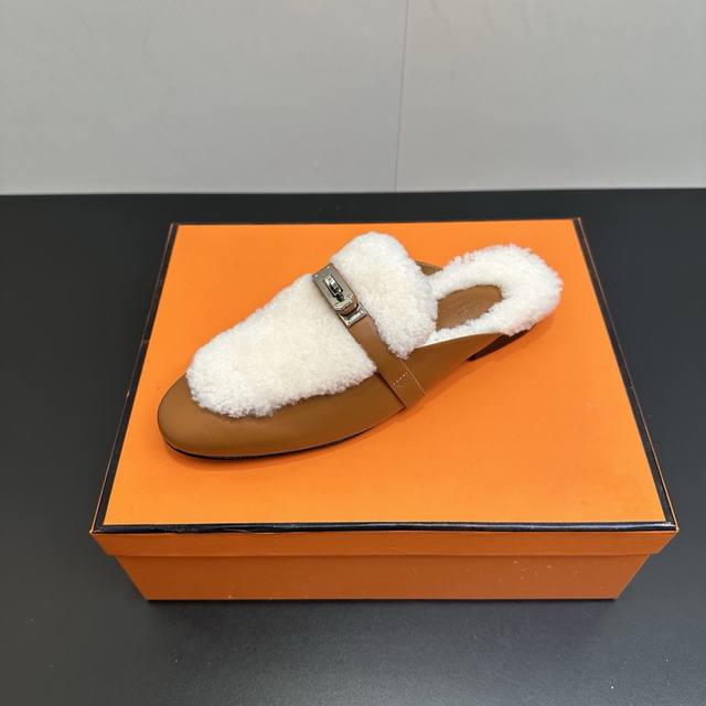 Hermes Oz Wool Mules, Classic Kelly Buckle Closed-Toe Slip-on Mules, Classic Hal