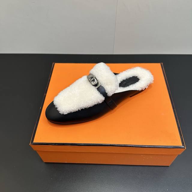 Hermes Oz Wool Mules, Classic Kelly Buckle Closed-Toe Slip-on Mules, Classic Hal