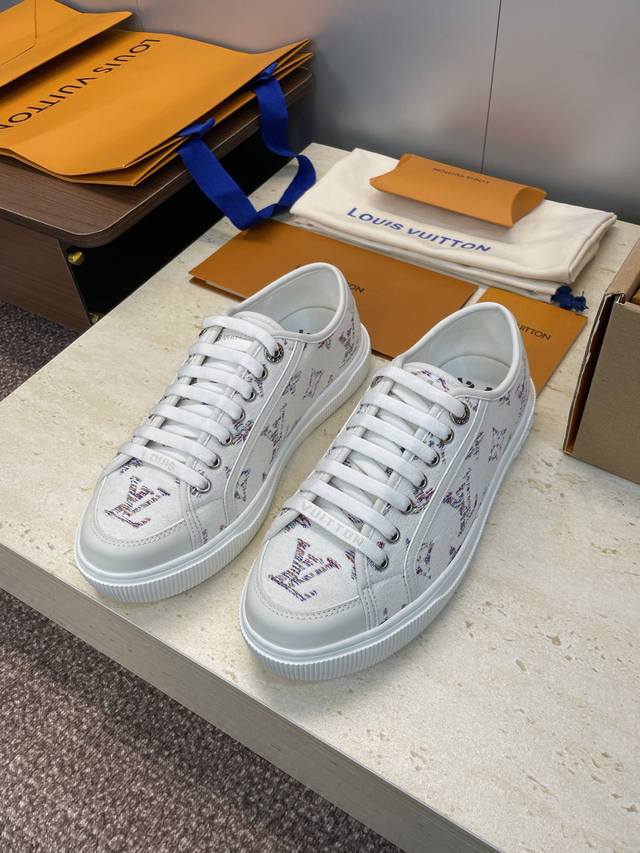 Factory Price Louis Vuitto* 2025 Autumn/Winter Haute Couture New Series Flat Lac