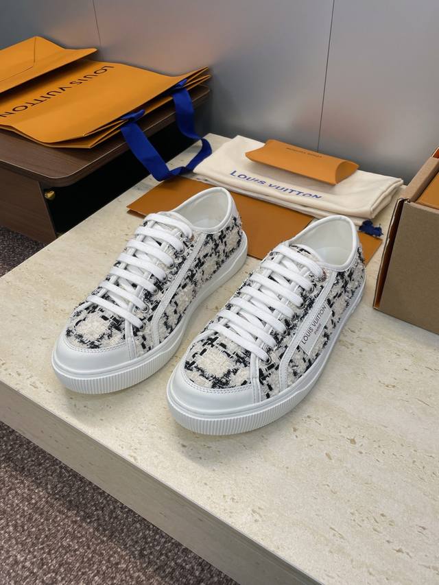 Factory Price Louis Vuitto* 2025 Autumn/Winter Haute Couture New Series Flat Lac