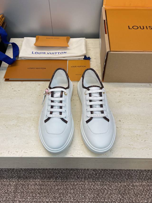 Factory Price Louis Vuitto* 2025 Autumn/Winter Haute Couture New Series Flat Lac