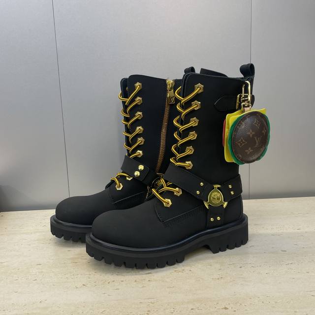 Factory direct price, no bag included. Louis Vuitton x Timberland collaboration