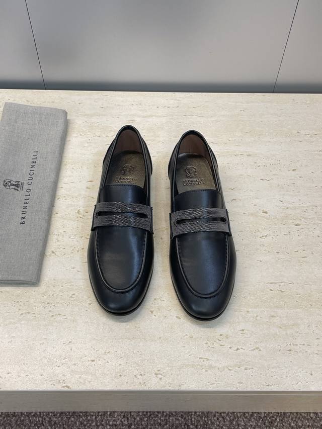 Brunello Cucineli 2025 Autumn/Winter New Beaded Women's Shoes Bc Flat Round Toe