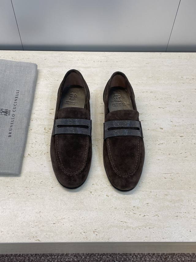 Brunello Cucineli 2025 Autumn/Winter New Beaded Women's Shoes Bc Flat Round Toe