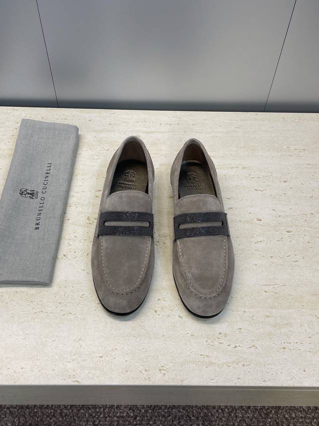 Brunello Cucineli 2025 Autumn/Winter New Beaded Women's Shoes Bc Flat Round Toe