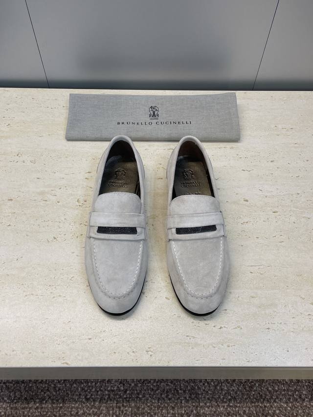 Brunello Cucineli 2025 Autumn/Winter New Beaded Women's Shoes Bc Flat Round Toe