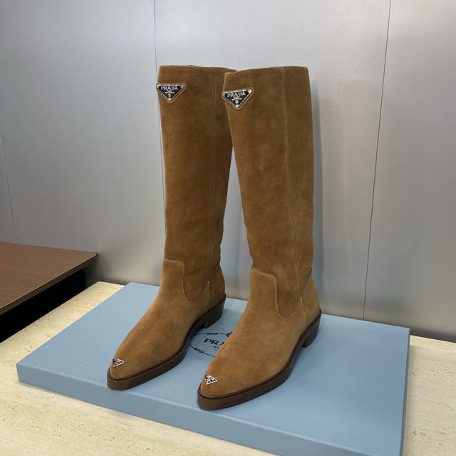 Factory Price Prada 2025 Autumn/Winter New Nomadic Style High-Top Knee-Length Mo