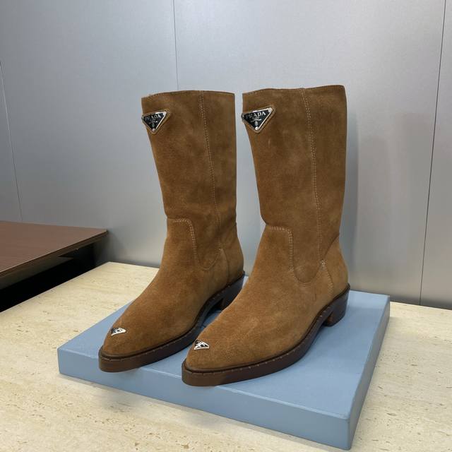 Factory Price Prada 2025 Autumn/Winter New Nomadic Style Mid-Calf Motorcycle Boo