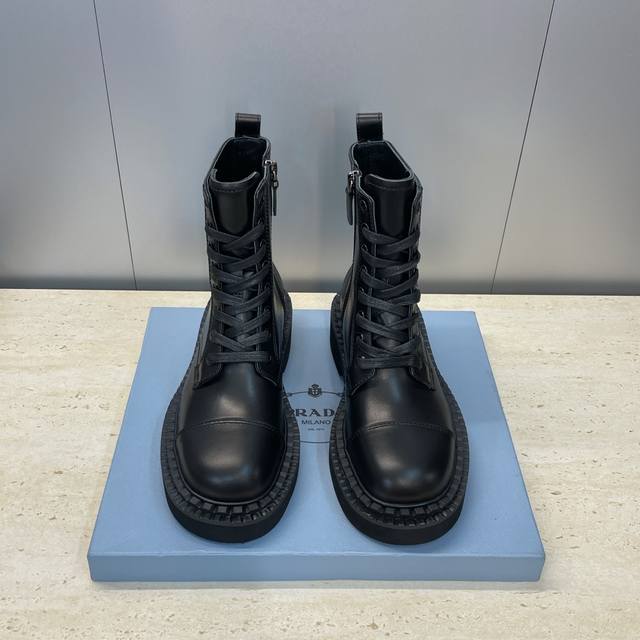 Factory Price Prada 2025 Autumn/Winter New Punk Style Side Zipper Low Heel Motor