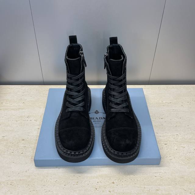 Factory Price Prada 2025 Autumn/Winter New Punk Style Side Zipper Low Heel Motor
