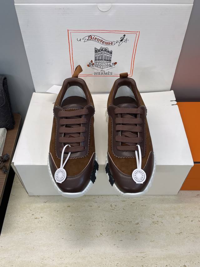 Factory direct price, comes with a full set of airplane boxes. Top-quality Dongg