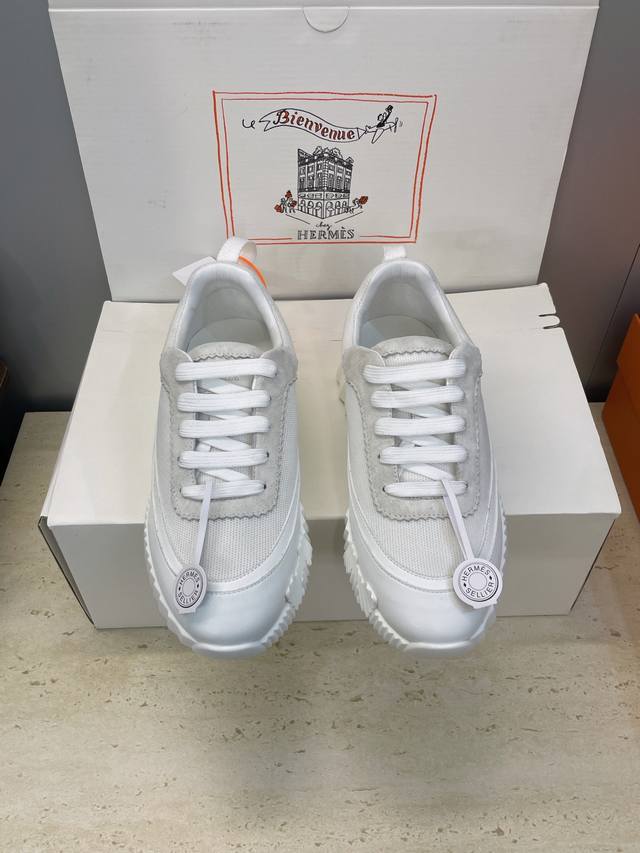 Factory direct price, comes with a full set of airplane boxes. Top-quality Herme