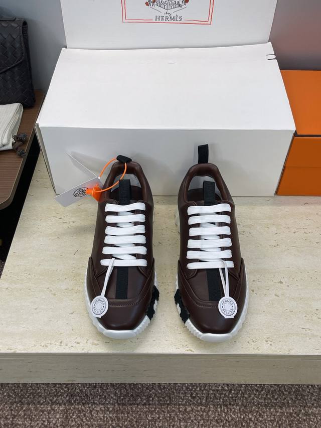 Factory direct price, comes with a full set of airplane boxes. Top-quality Herme