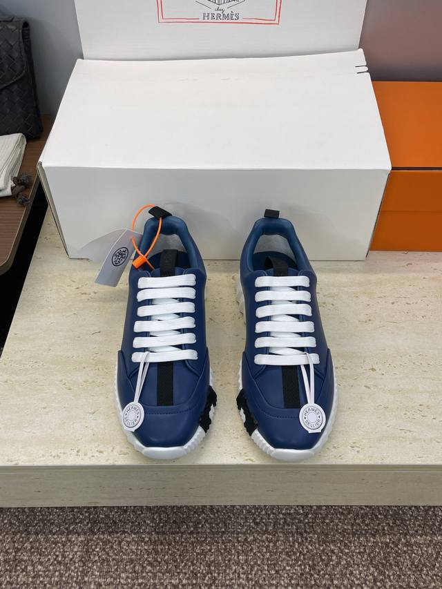 Factory direct price, comes with a full set of airplane boxes. Top-quality Dongg