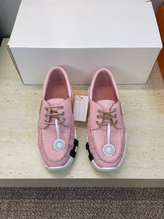 Factory direct price, comes with a full set of airplane boxes. Top-quality Herme