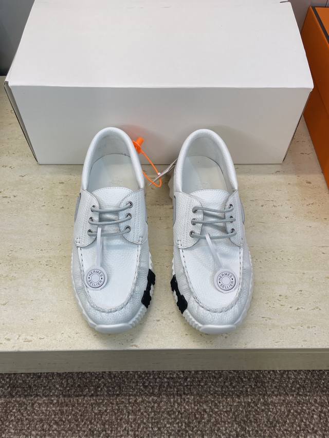 Factory direct price, comes with a full set of airplane boxes. Top-quality Herme