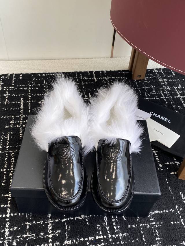 Official website packaging, top-quality. Chanel 25Ss new mink fur loafers, a mus Official website packaging, top-quality. Chanel 25Ss new mink fur loafers, a mus