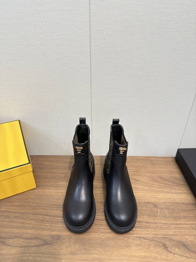 Fendi 2025 Autumn/Winter New Mid-Length Boots, Straight Boots, Ankle Boots, Long Fendi 2025 Autumn/Winter New Mid-Length Boots, Straight Boots, Ankle Boots, Long