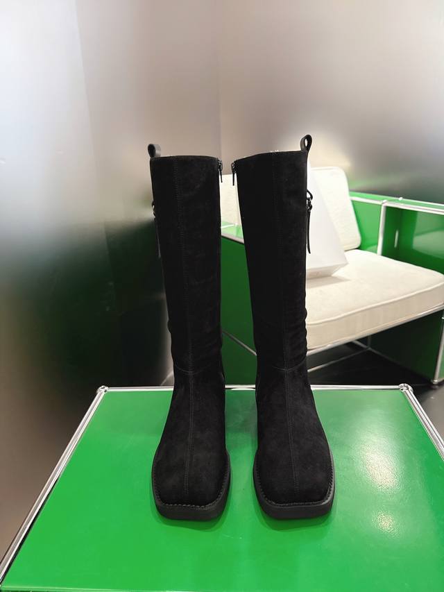 Top-tier version K049 Mm6 Early autumn new high boots, I absolutely love them! T