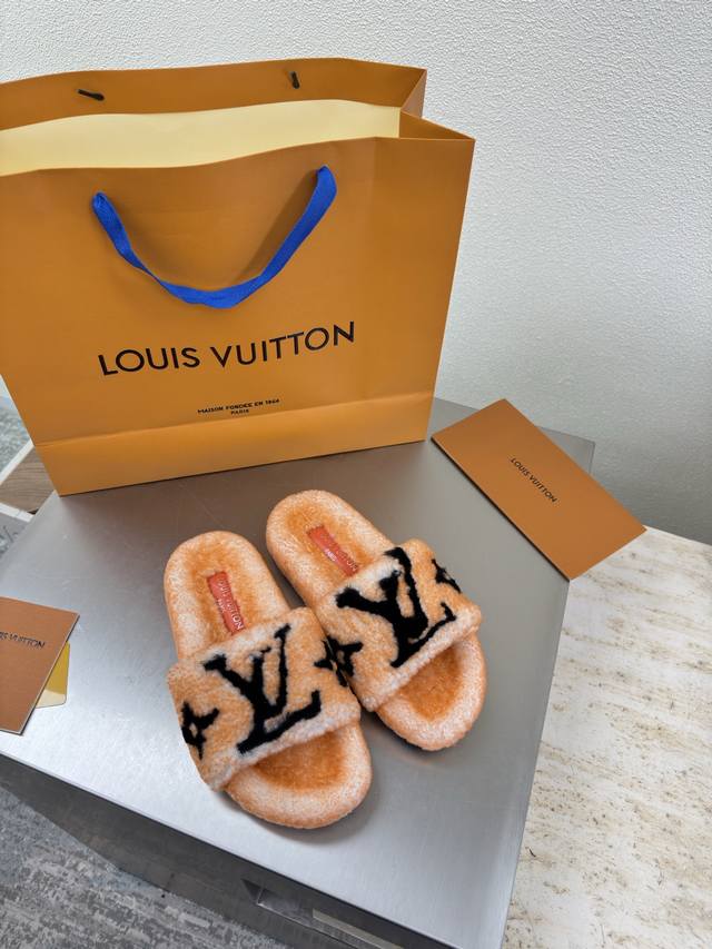 Two-tone effect color blocking logo imported lamb wool slippers L Donkey super h