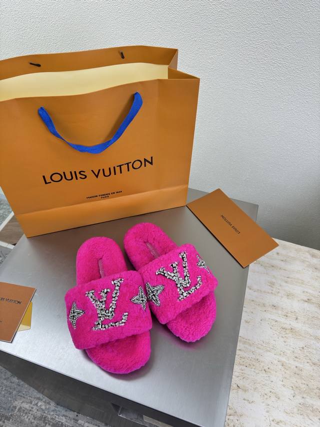 Diamond Hand-stitched Logo Imported Lambswool Slippers L Donkey Super High Cost-