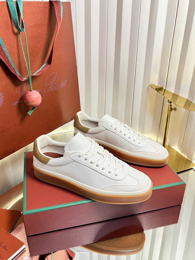 Top-quality women's and men's shoes, size 420, couple style. Loro Piana's Summer