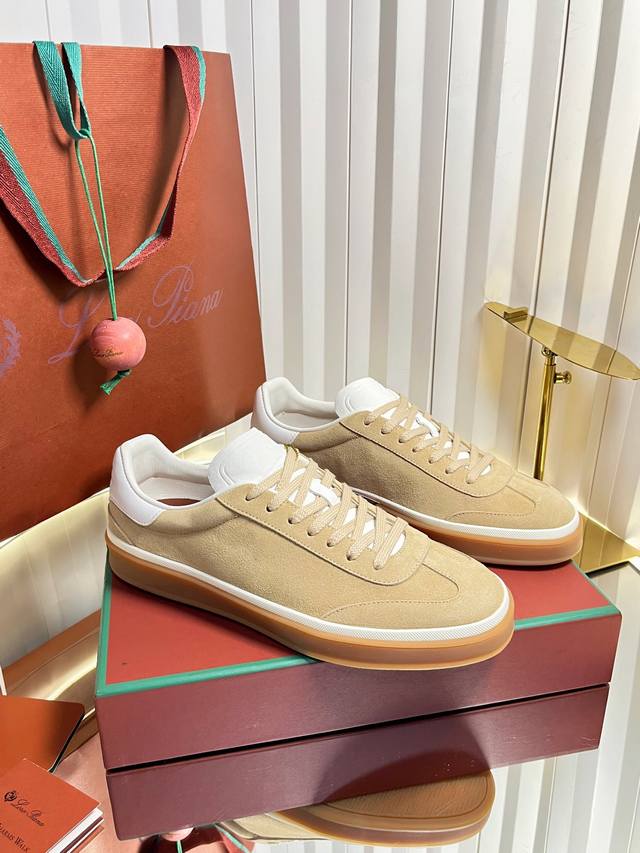 Top-quality women's and men's shoes, size 420, couple style. Loro Piana's Summer