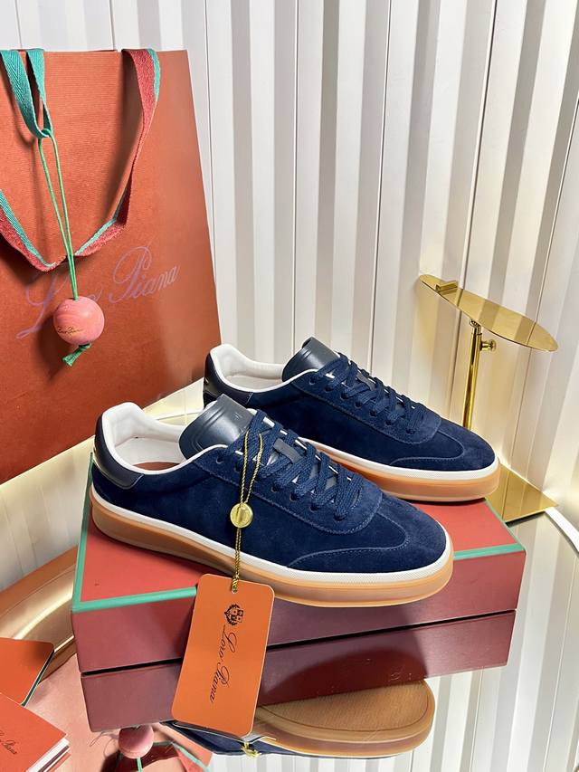 Top-quality women's and men's shoes, size 420, couple style. Loro Piana's Summer