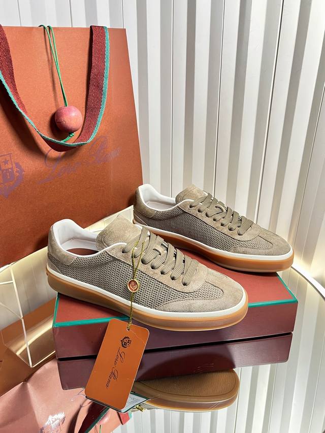 Top-quality women's and men's shoes, size 420, couple style. Loro Piana's Summer