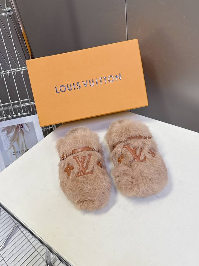 Louis Vuitton LV Fall/Winter Newest Furry Slippers ~ These furry slippers are so
