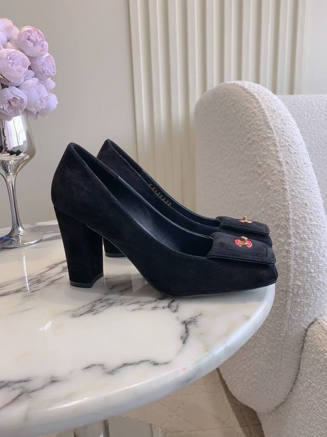 Factory Price P Chanel* New Square Toe High Heels. Chanel's high-end feel is alw Factory Price P Chanel* New Square Toe High Heels. Chanel's high-end feel is alw