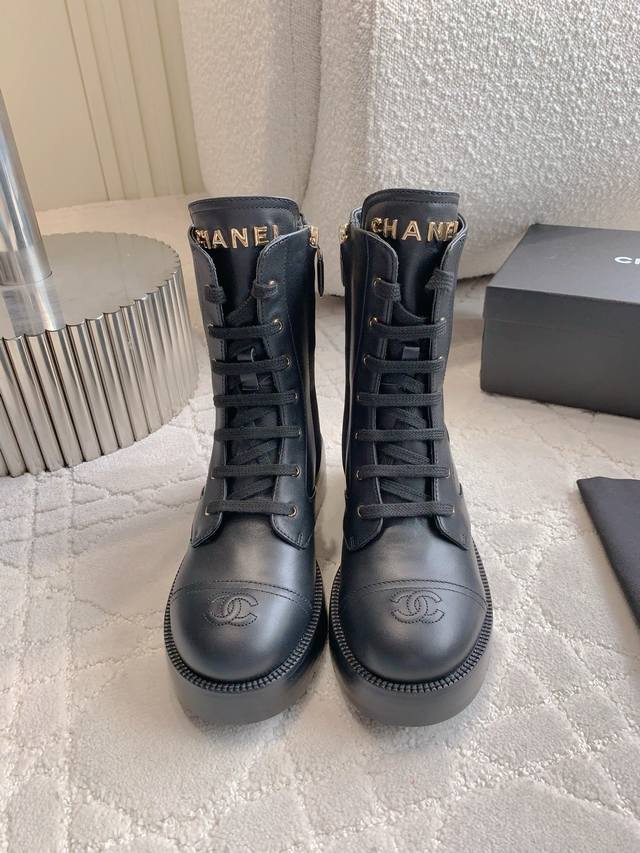 Factory Price P Chane* New Thick-Soled Ankle Boots Classic and Versatile Series Factory Price P Chane* New Thick-Soled Ankle Boots Classic and Versatile Series