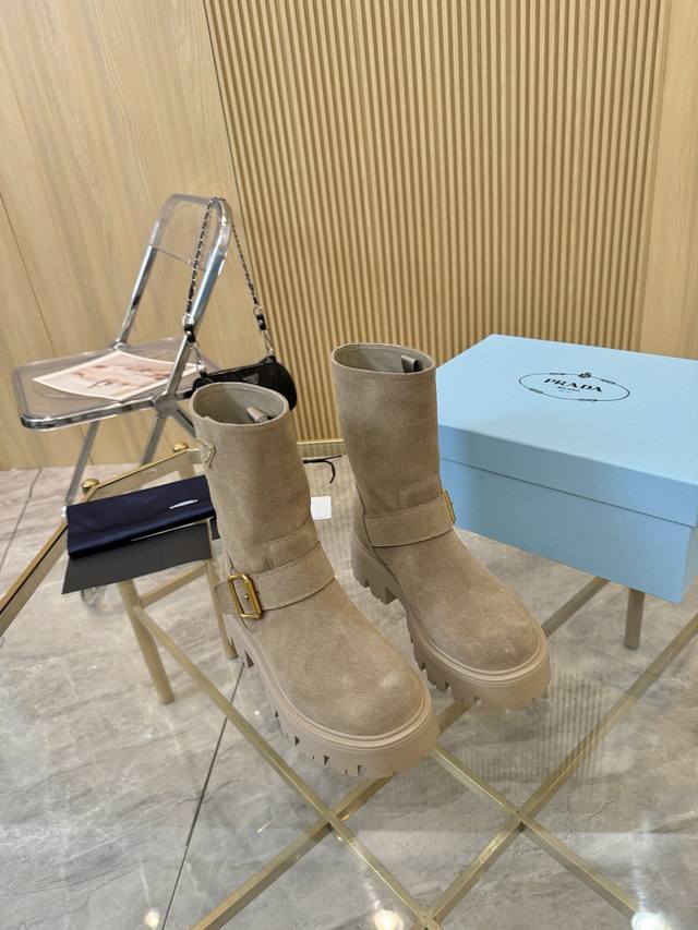 Leather Suede Prada* 25Ss Classic Triangle Logo Slip-on Women's Boots A must-hav