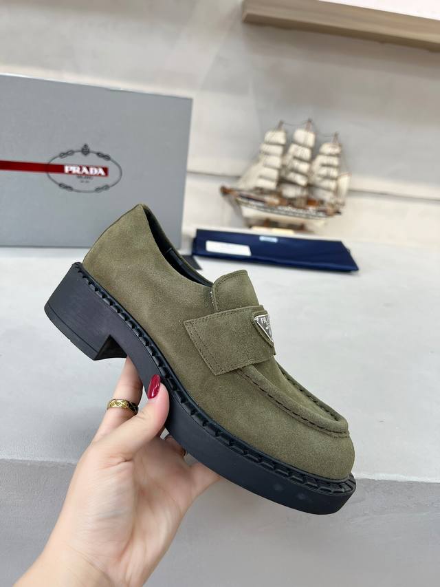 Factory Price: Prada: Men's and Women's Styles Fabric: Grade A imported high-glo