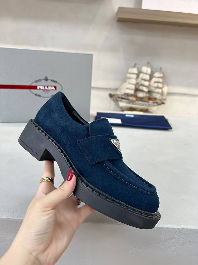 Factory Price: Prada: Men's and Women's Styles Fabric: Grade A imported high-glo