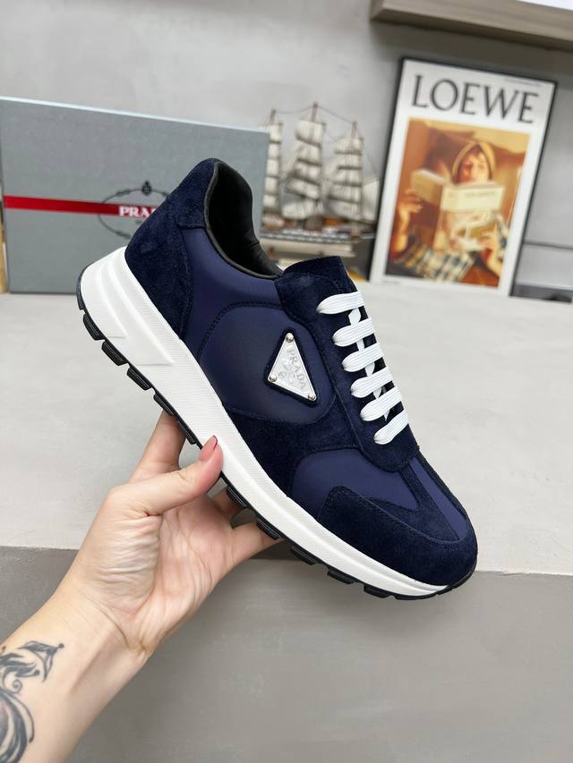 Factory Price: Prada men's shoes, best-selling item in department stores, same a