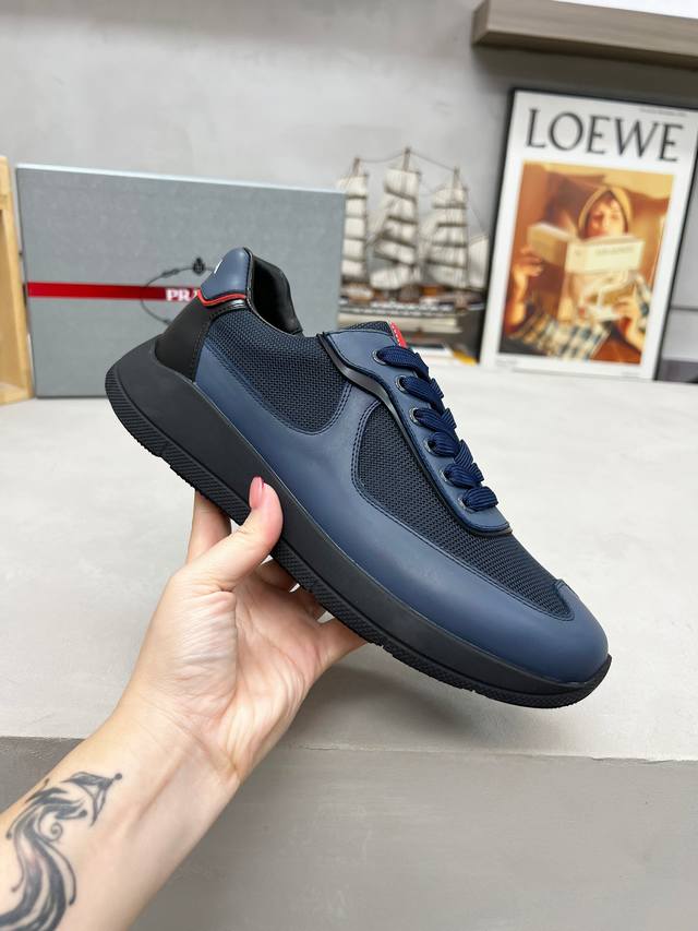 Factory Price: Prada men's shoes, best-selling item in department stores, same a