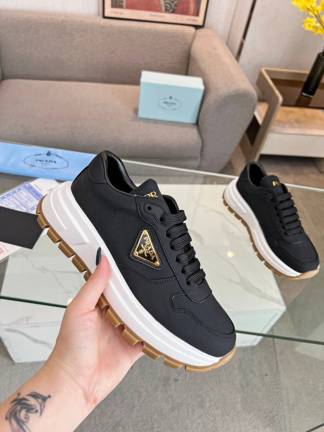 Prada couple's style for sale... Upgraded version of the hottest new style of th